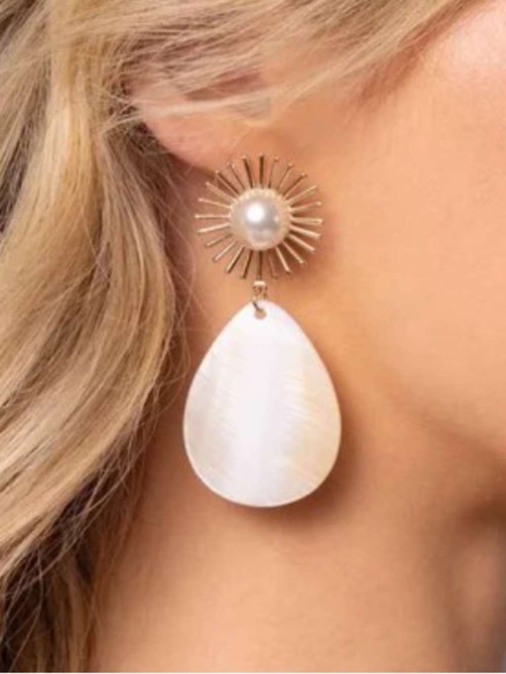 🌞 “SUNBURST SOPHISTICATION” GOLD POST EARRINGS ~ PAPARAZZI❗️BEAUTIFUL❗️